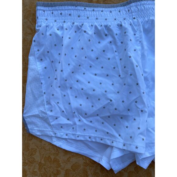 Nike Dry Fit Star Printed Shorts: Size L - Picture 2 of 7